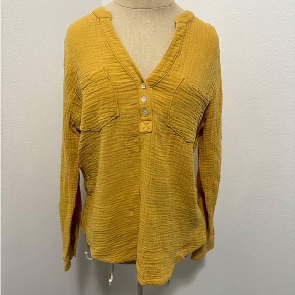 mote Tops - Mote yellow shirt